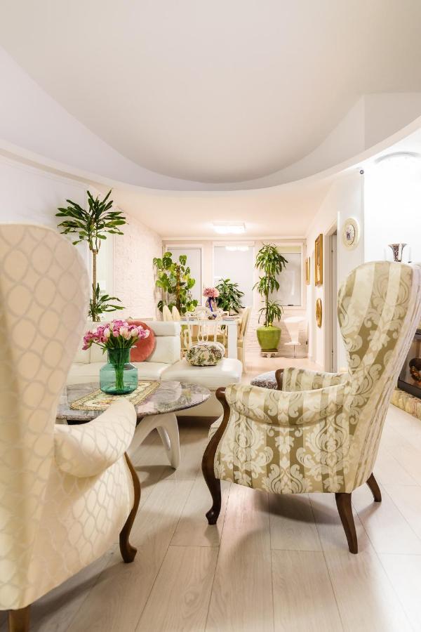 Luxury Apartment Sara Umago Exterior foto